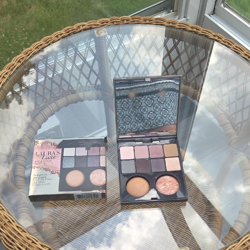 Laura Mercier Laura
